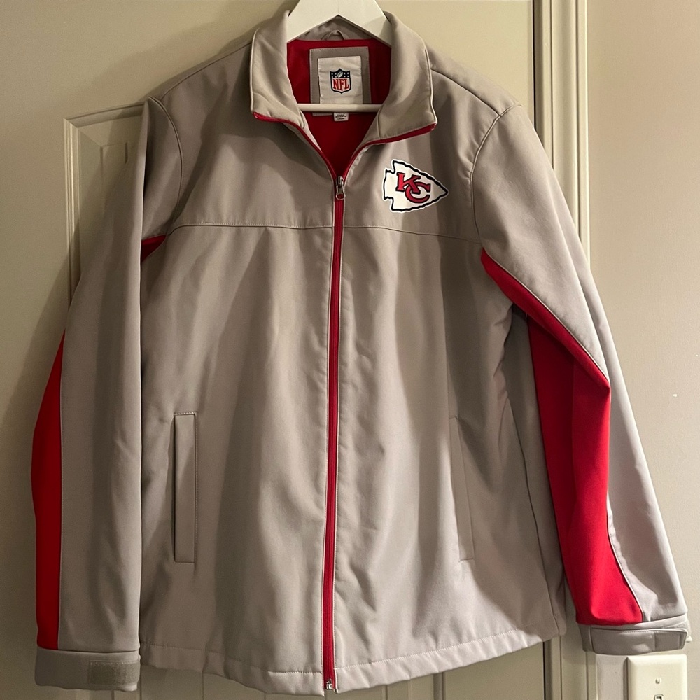 Kansas City Chiefs Jacket - Men’s Size Medium